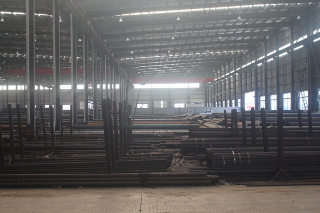 無縫鋼管.JPG 無縫鋼管.JPG